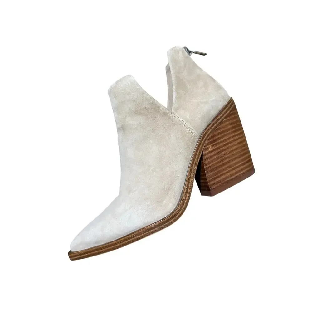 Vince Camuto Gigieta Suede V Cut Ankle Bootie Block Heel, Size 7 NWOT